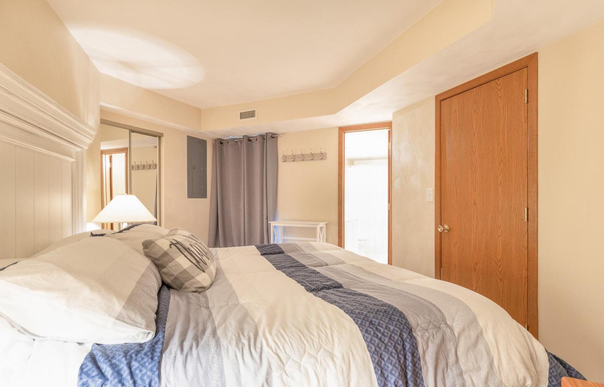 Apartment Seven Springs 2brloft Premium Condo, Sleeps 11! Champion