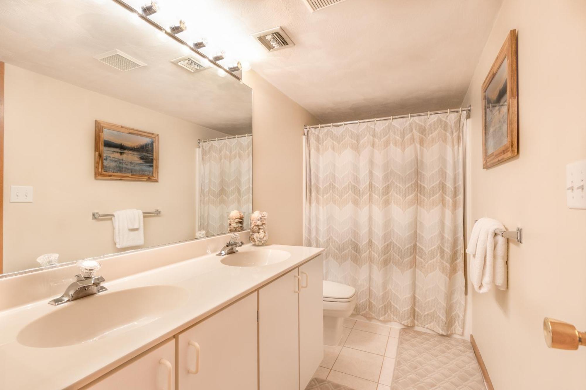 Apartment Seven Springs 2brloft Premium Condo, Sleeps 11!