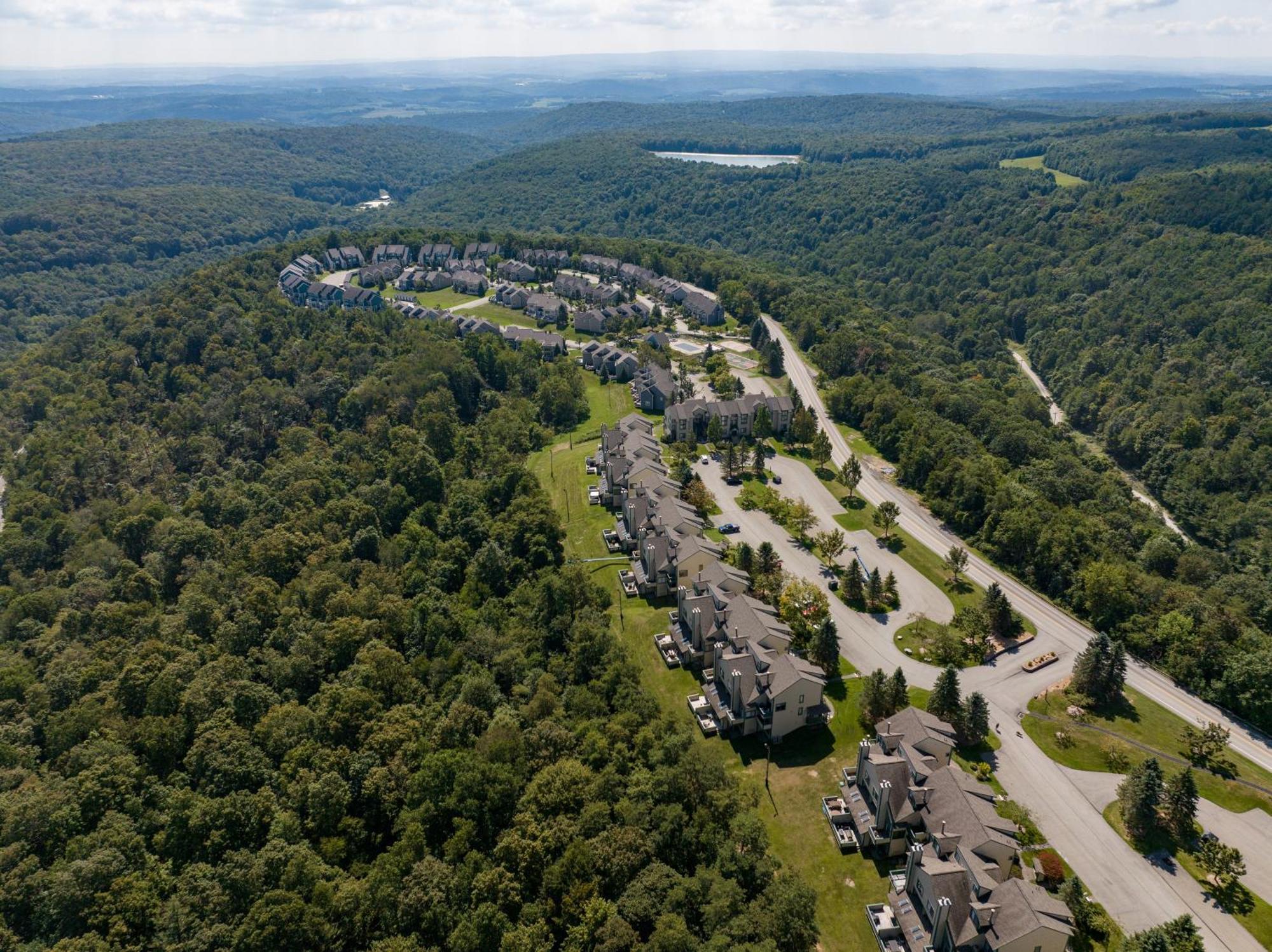 Apartment Seven Springs 2brloft Premium Condo, Sleeps 11! *